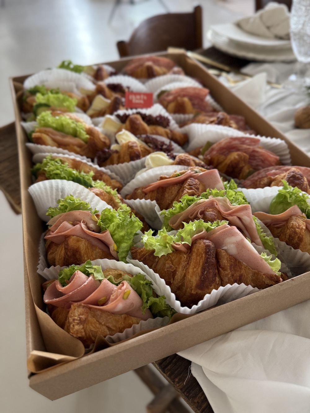 Mini croissant box - obrazek 4